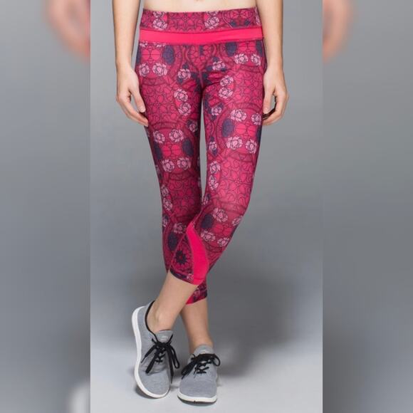 Lululemon Run Inspire Crop II Prisma Guava Lava Boom Juice Size 4 Leggings - Picture 12 of 12